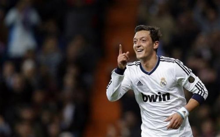 Mesut Ozil ingin Shalat Jum'at di Masjid Istiqlal