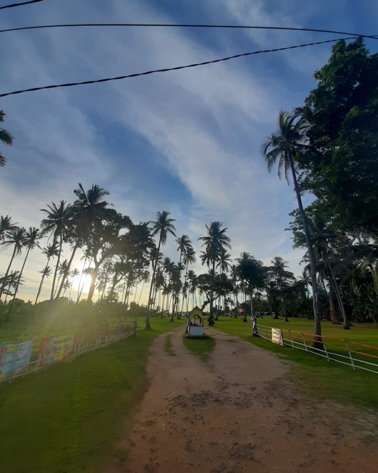 Pantai Pal Anyer masih nuansa Alami