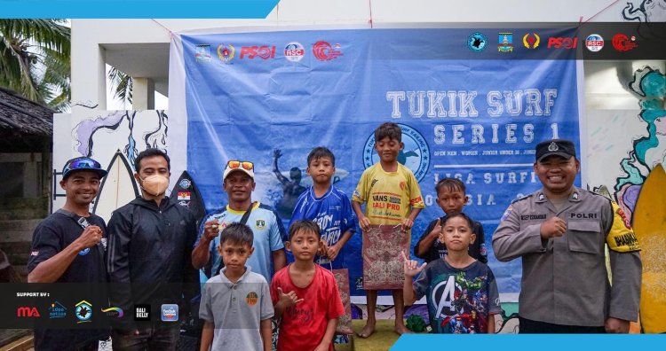Lomba Liga Surfing Indonesia di Anyar