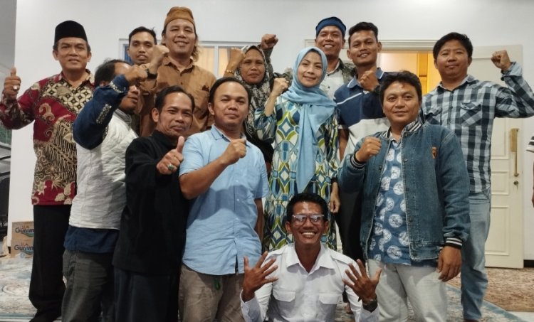 Relawan Mancak Cinangka Anyer Bergabung Untuk Kemenangan Calon Bupati Dan Wakil Bupati Kabupaten Serang 