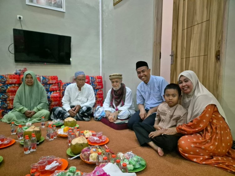 Gelar Tasyakuran Open House Dan Istighosah Qubro Anggota Dewan Fraksi PKS  Supiyanto S.Si Di Kediaman nya