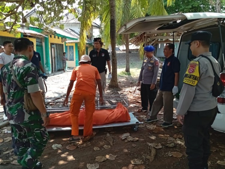 Penemuan Mayat Laki - Laki Tanpa Identitas Di Pantai Anyer