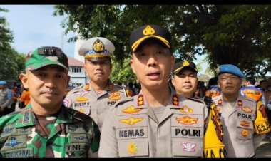 Kapolres Cilegon Tinjau Pospam Sepanjang Jalur Wisata Pantai Anyer Dan Cinangka, Menyambut Libur Nataru 2024 - 2025