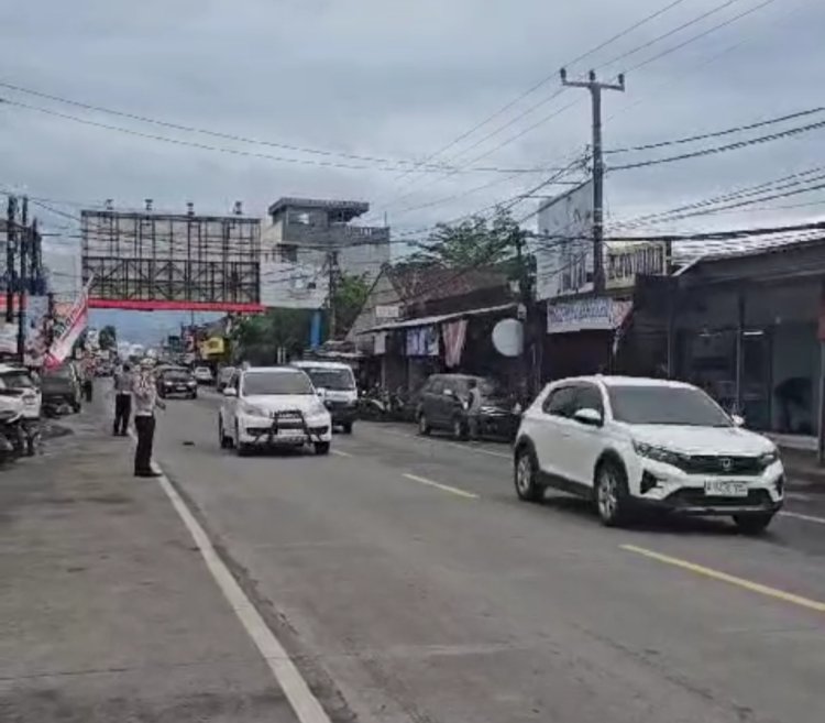 Pemberlakuan Sistem Oneway di Jalan Menuju Pantai Anyer Solusi Mengurangi Kemacetan