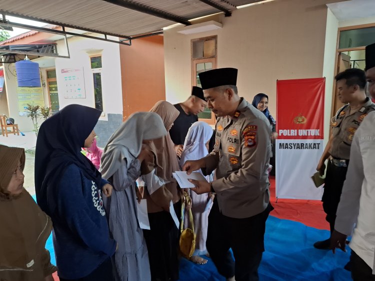 Polsek Anyer Gelar Ramadhan Berbagi : Santuni Purnawirawan, Warakawuri, dan Anak Yatim serta Bagikan Takjil di Wilayah Anyer