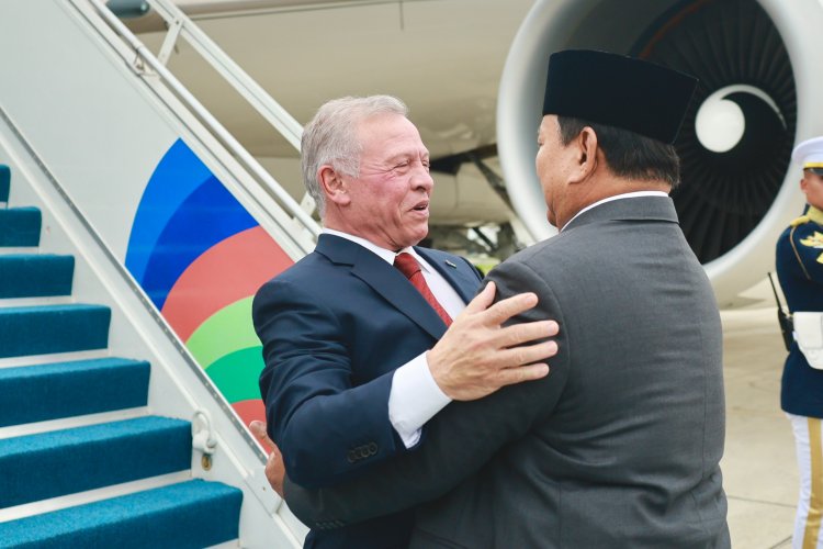 Momen Prabowo Jemput Raja Yordania Abdullah II, Satu Mobil Bareng ke Istana Merdeka