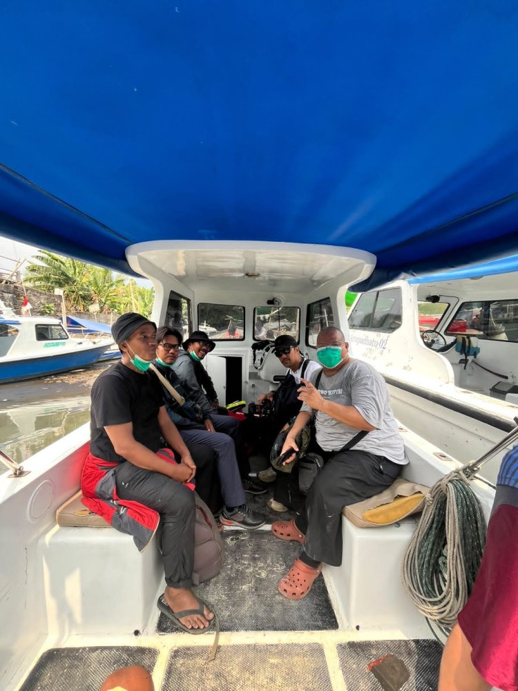 Lima Jurnalis Hilang Kontak Saat Liputan GAK di Selat Sunda, Tim SAR Terus Lakukan Pencarian